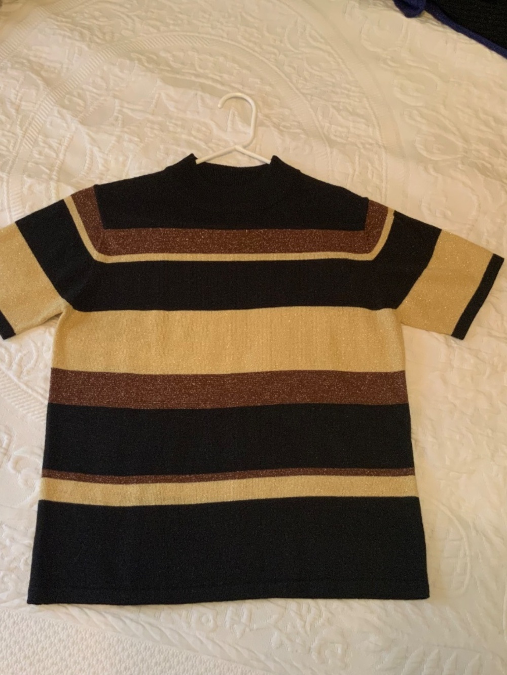 Sag harbor short sleeve sweater sparkly brown black gold small dressy
